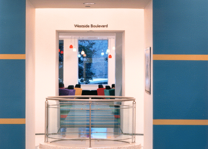 A picture of the lobby at Accenture
