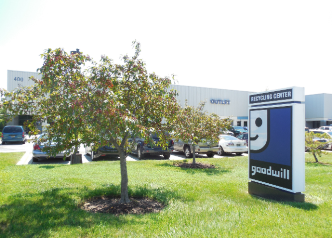 A picture of the exterior of the Goodwill Recycling Center